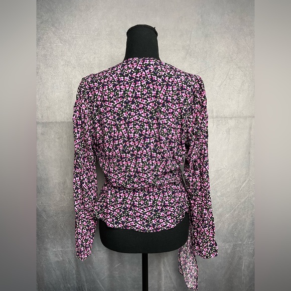 Pink and purple floral blouse with deep v neck and single side high low ruffle - Picture 4 of 9